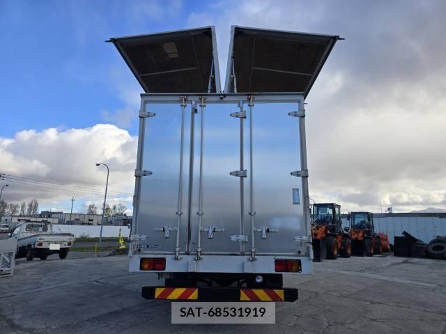 Hino RANGER 2012-08 6642298-7