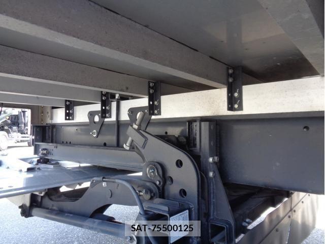 Hino RANGER 2024-04 6677675-21