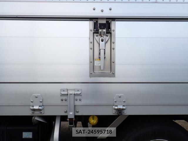 Hino RANGER 2015-01 6677695-14