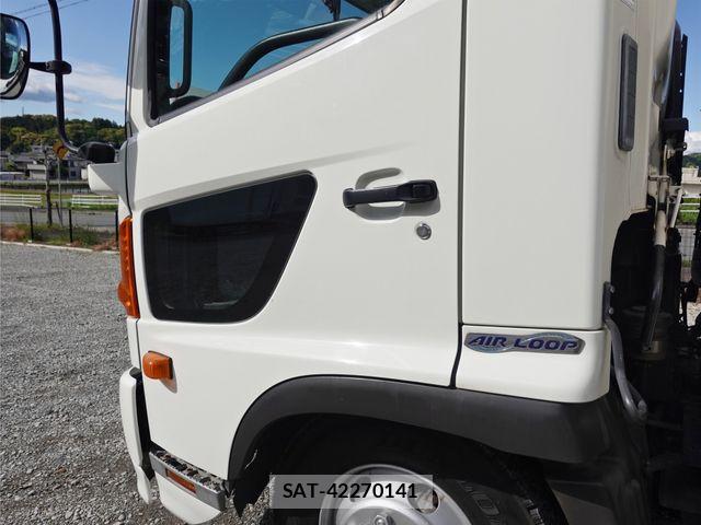 Hino RANGER 2017-02 6677701-10