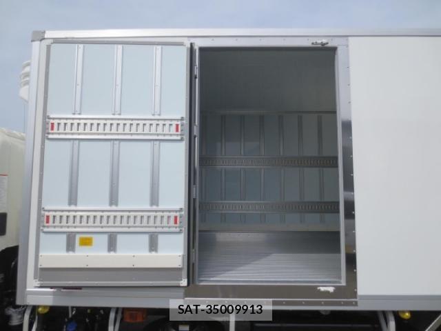 Hino RANGER 2025-05 6677670-11