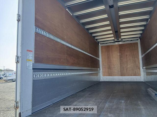 Hino RANGER 2019-04 6677689-21