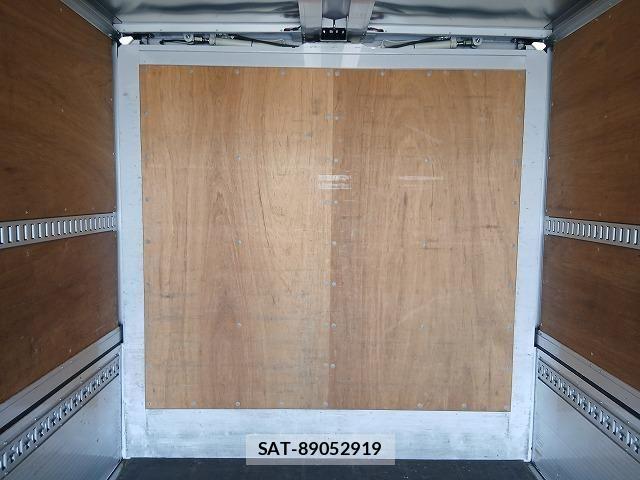 Hino RANGER 2019-04 6677689-23