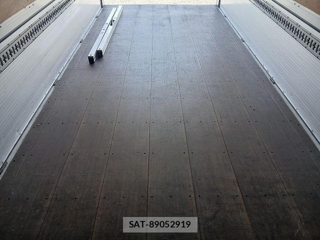Hino RANGER 2019-04 6677689-28