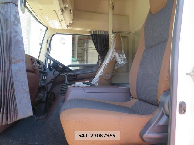 Hino RANGER 2021-02 6683975-25