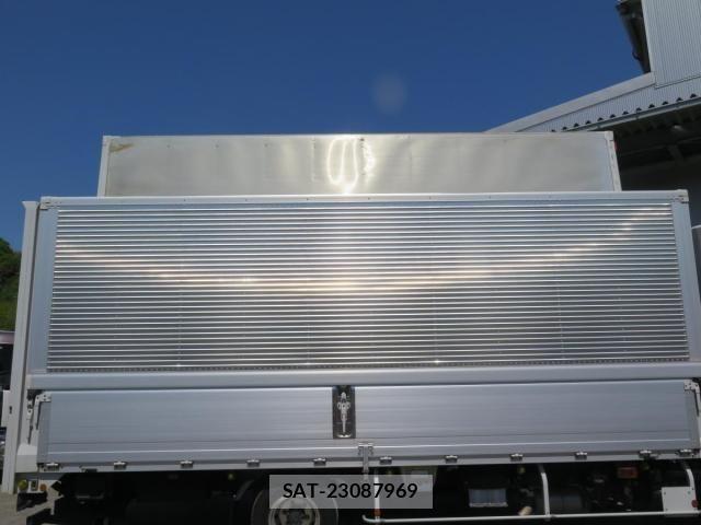 Hino RANGER 2021-02 6683975-8