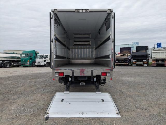 Hino RANGER 2021-06 6689583-9