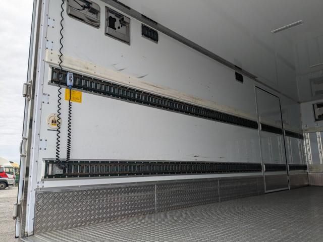 Hino RANGER 2021-06 6689583-21