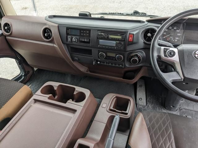 Hino RANGER 2021-06 6689583-27