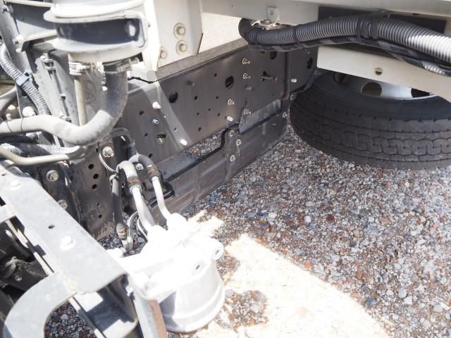 Hino RANGER 2014-01 6689586-21