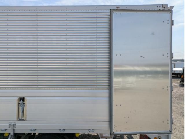 Hino RANGER 2021-10 6689582-17