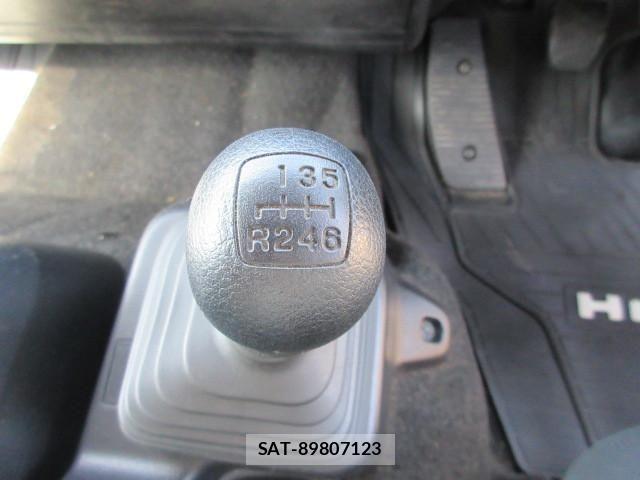 Hino RANGER 2017-07 6717134-15