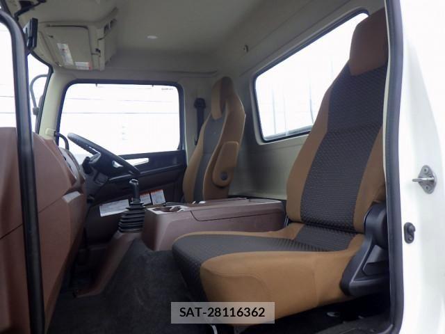 Hino RANGER 2019-03 6717126-12