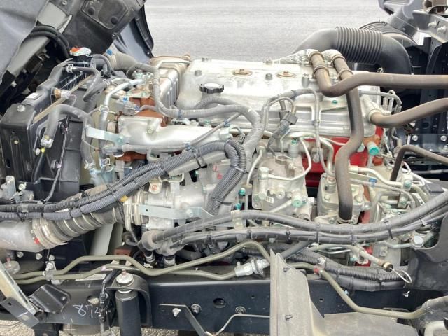 Hino RANGER 2023-05 6734211-16