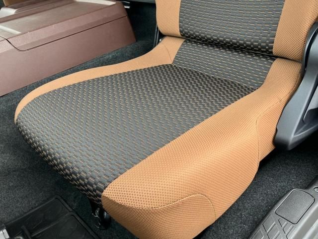 Hino RANGER 2023-05 6734211-19