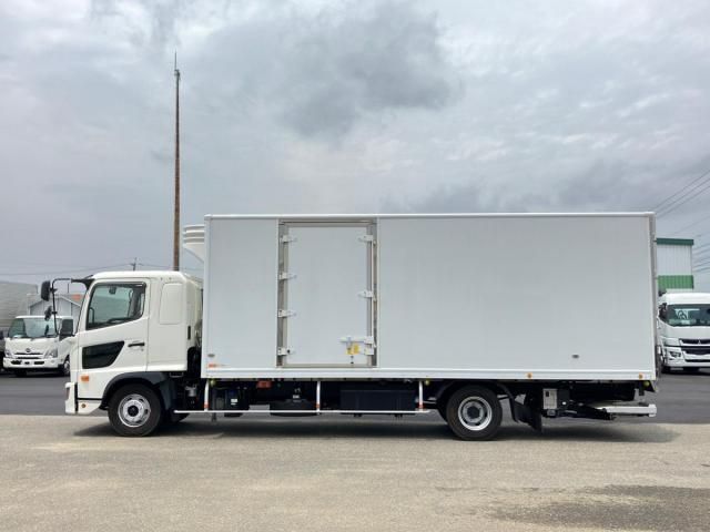 Hino RANGER 2023-05 6734211-4