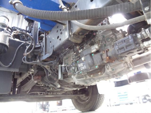 Hino RANGER 2023-07 6734203-10