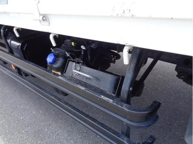 Hino RANGER 2023-07 6734203-18