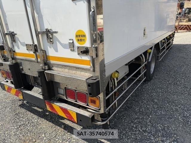 Hino RANGER 2016-04 6791451-14