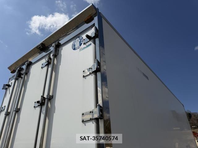 Hino RANGER 2016-04 6791451-15