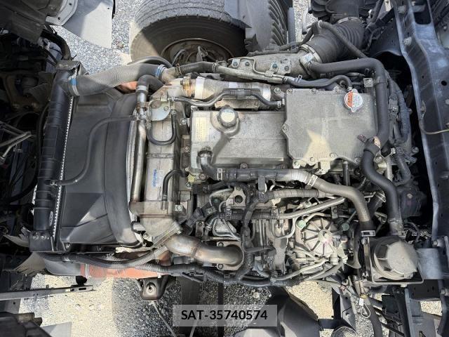 Hino RANGER 2016-04 6791451-17