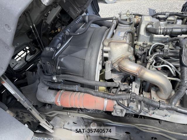 Hino RANGER 2016-04 6791451-19