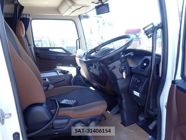 Hino RANGER 2022-02 6791447-12