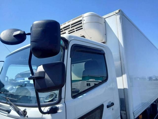 Hino RANGER 2015-05 6805518-13