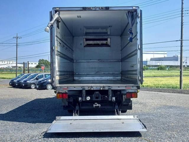 Hino RANGER 2015-05 6805518-20