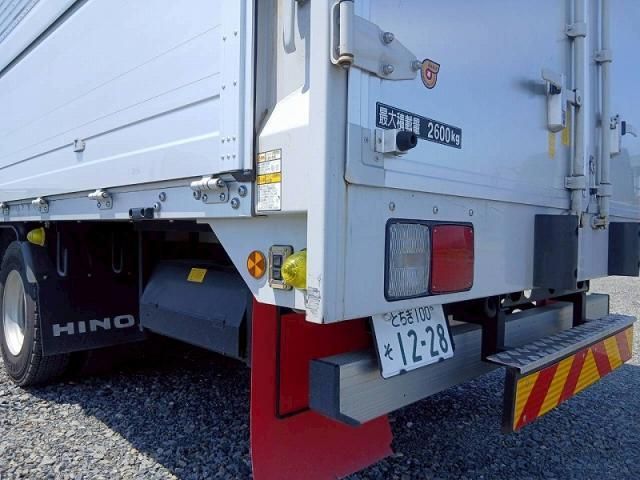 Hino RANGER 2022-02 6805493-15
