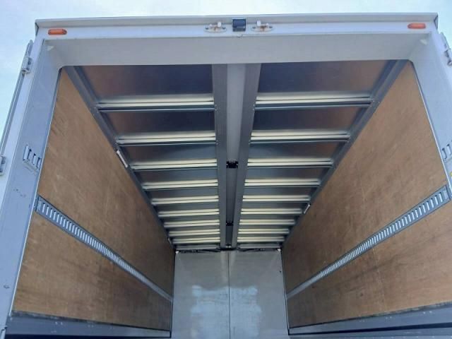 Hino RANGER 2022-02 6805493-23