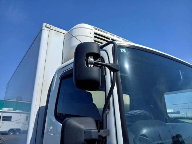 Hino RANGER 2015-05 6805517-9
