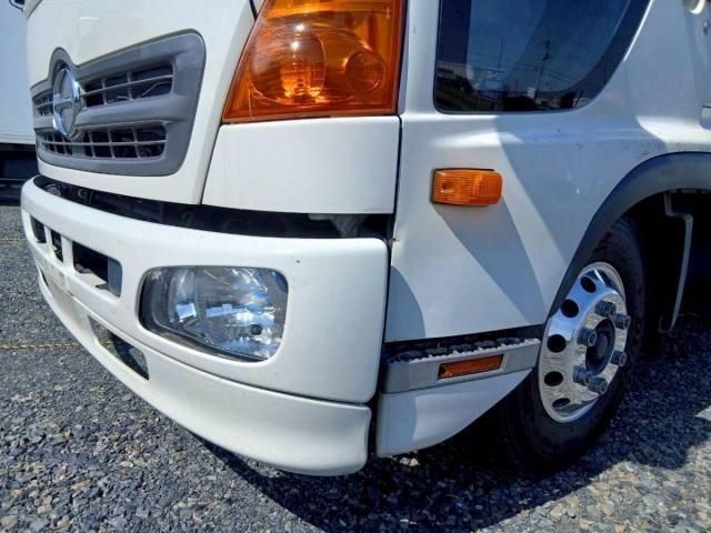 Hino RANGER 2015-05 6805517-12