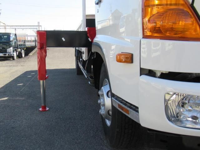Hino RANGER 2014-09 6805513-11