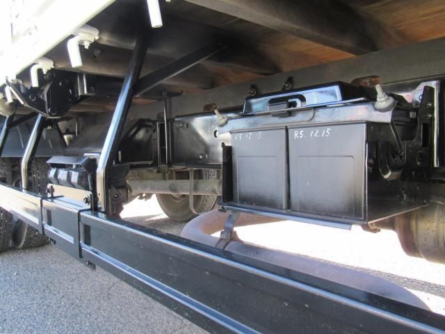 Hino RANGER 2014-09 6805513-15