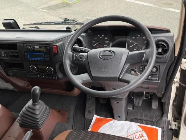 Hino RANGER 2023-01 6805478-22