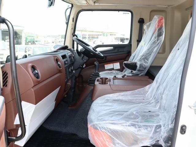 Hino RANGER 2025-09 6805462-27
