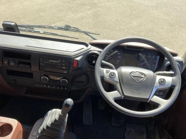 Hino RANGER 2019-05 6805476-20