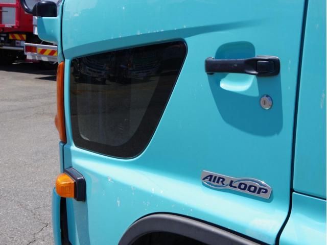 Hino RANGER 2012-05 6805516-23