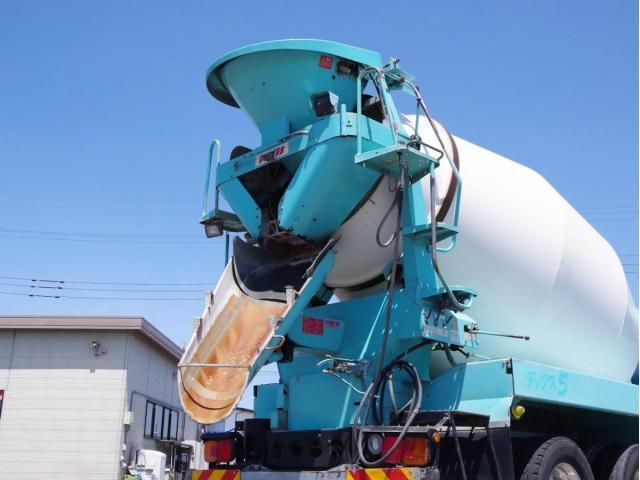 Hino RANGER 2012-05 6805516-8