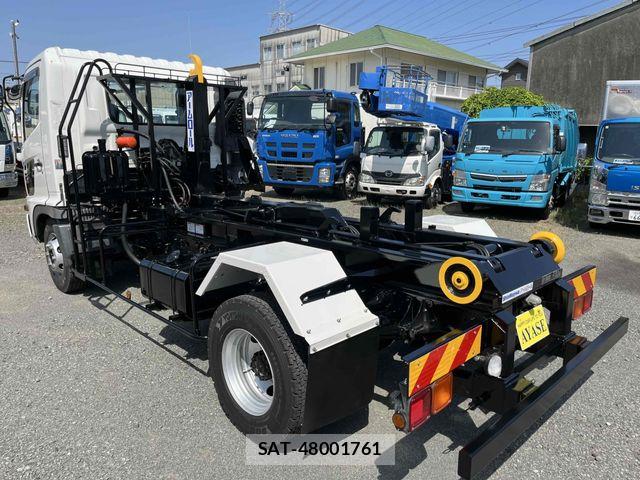 Hino RANGER 2006-03 6911811-3