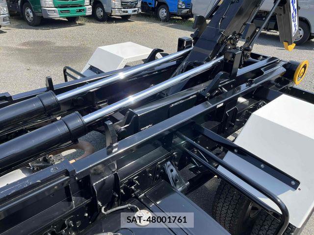 Hino RANGER 2006-03 6911811-7