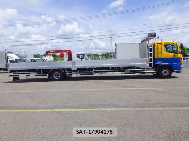 Hino RANGER 2017-02 6911818-2
