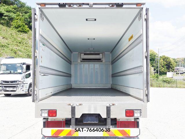 Hino RANGER 2018-03 6911813-14