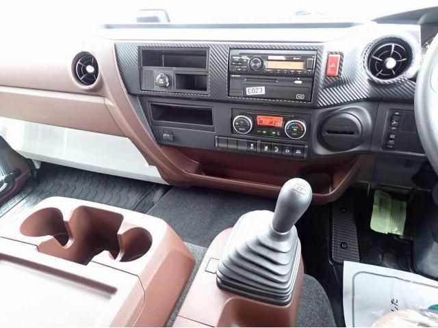 Hino RANGER 2025-11 6919900-17