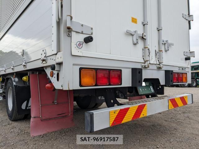 Hino RANGER 2017-03 6911809-6