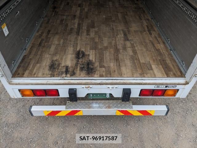 Hino RANGER 2017-03 6911809-8