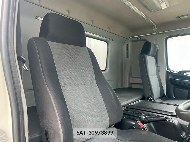 Hino RANGER 2014-07 6911812-18
