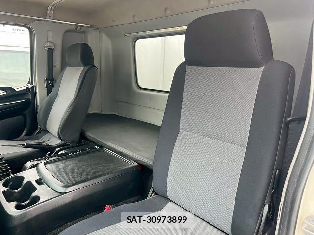 Hino RANGER 2014-07 6911812-22