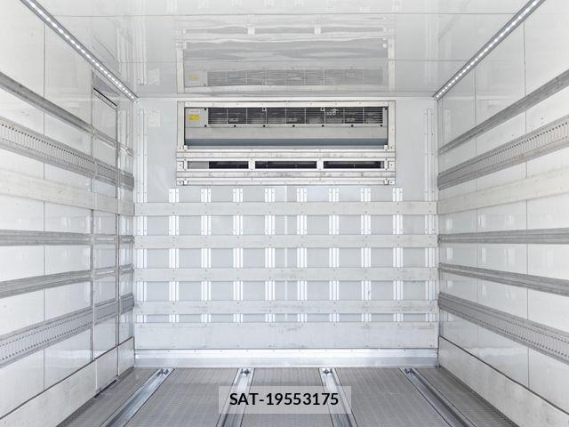 Hino RANGER 2016-02 6911820-13